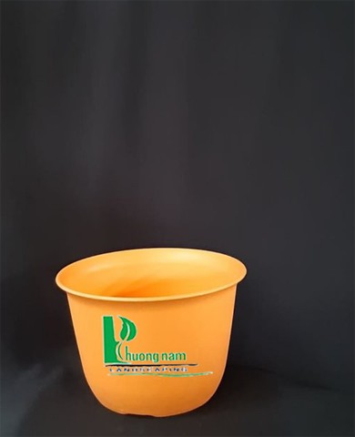 Chậu nhựa tròn 20 x 13 cm (cam)